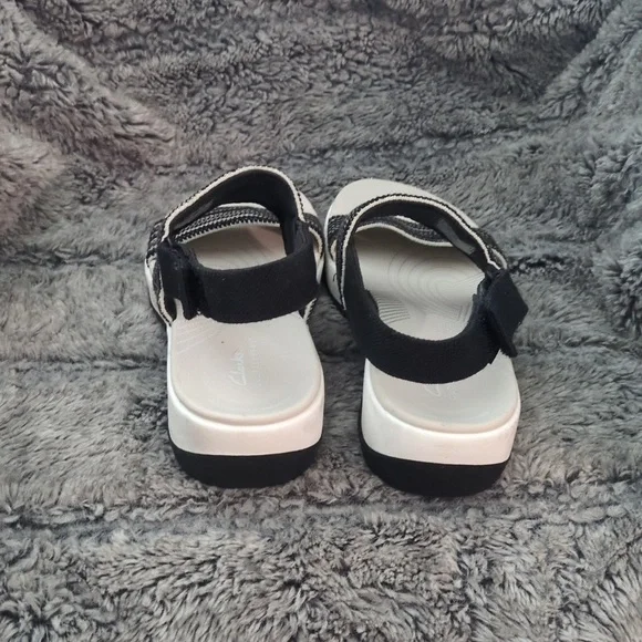 Clark's Cloudstepper Arla Women's Sandals Sz 8 - Picture 3 of 5